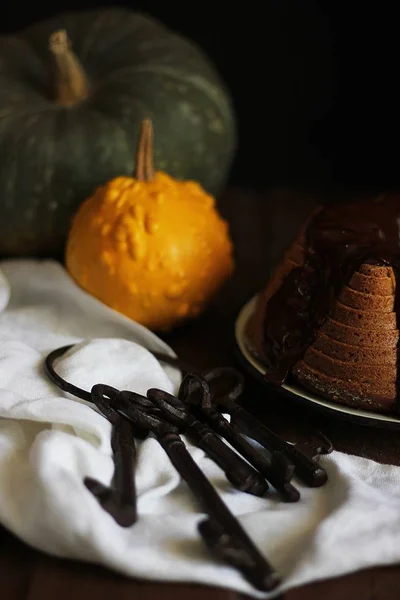 Chocolate and pumpkin cake