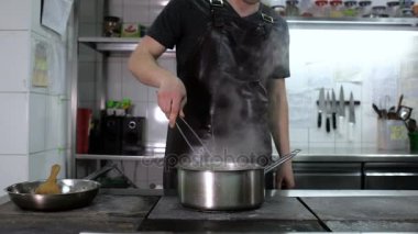 Spagetti yanlısı mutfak şef aşçılar