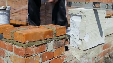 Tuğla açık hava inşaat sitede iş bırakır