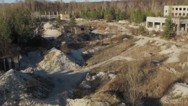 Velha Fábrica Destruída Fazenda Plantação Cidade Após Desastre Natural Natureza — Vídeo de Stock