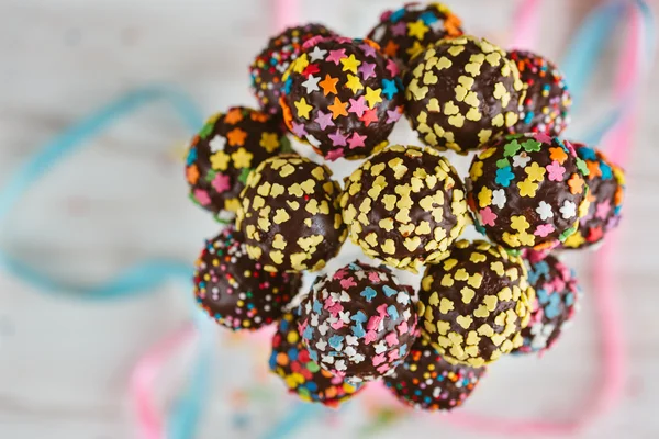 Lezzetli tatil kek çıkar bir cam renkli.