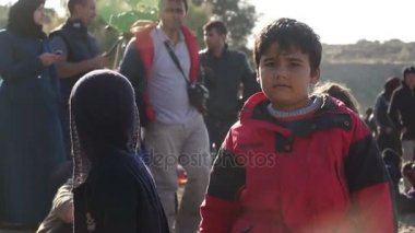 Lesvos, Yunanistan - 5 Kasım 2015: Portre Suriye mülteci çocukların.