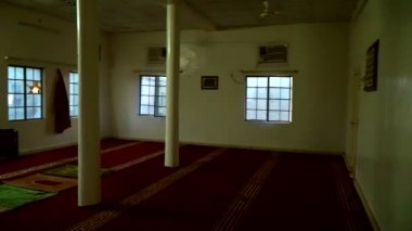 Al Jazirah Alhamra Old Town - BAE en küçük emirlik içinde terk edilmiş köy - Ras Al Khaimah. Steadycam atış.