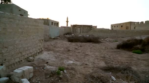 Jazirah Alhamra 旧市街 Uae の最小の首長国で放棄された村 カイマ ステディカム ショット — ストック動画