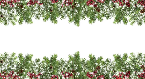 Winterschmuck aus natürlichen Materialien. Weihnachtsbaum, Zapfen, — Stockfoto