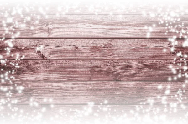 Sneeuwval en oude planken. Sneeuw bedekte Kerstmis achtergrond. — Stockfoto