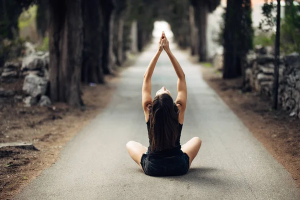 Carefree Calm Woman Meditating Nature Finding Inner Peace Yoga Practice — Stock Photo, Image