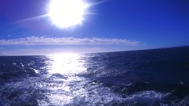 Salida del sol en el estrecho de Catalina — Vídeo de stock
