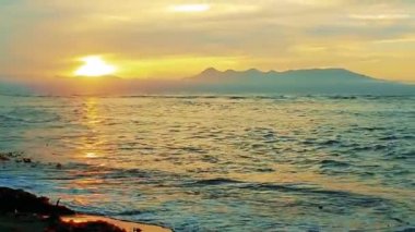 günbatımı üzerinde yaponiey. Kunashir için vid