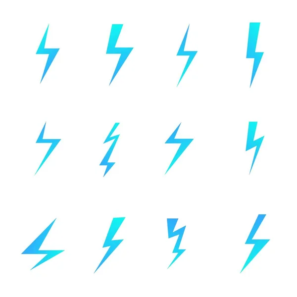 Set van blauwe bliksemschichten geïsoleerd op witte achtergrond. Cartoon en vlakke stijl designelementen. Vectorillustratie — Stockvector