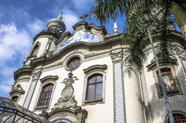Sao Paulo, Sp, Brezilya, 10 Şubat 2017. Our Lady Brezilya Nossa Senhora içinde bulunan kilisenin cephe yapmak Brasil Meydanı ile Colmbia street, içinde Batı Bölgesi Sao Paulo, Brezilya Caddesi'nin köşesinde Sp. 1940 yılında neo-Barok inşa edildi