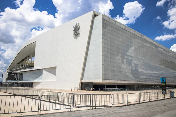 Sao Paulo, SP, Brasil, 23 de febrero de 2017. Arena Corinthians en Itaquera, conocido como Itaquerao, es el nuevo estadio de fútbol del Sport Club Corinthians Paulista y fue el estadio de la apertura de la Copa del Mundo 2014, en la zona este de Sao Paulo . —  Fotos de Stock