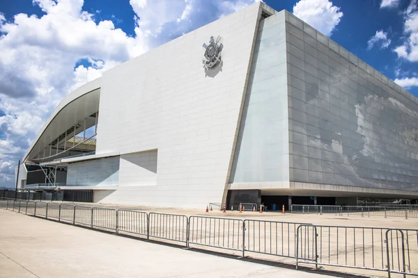 Sao Paulo, Sp, Brazilië, 23 februari 2017. Arena Corinthians in Itaquera, bekend als Itaquerao, is het nieuwe voetbalstadion van de Sport Club Corinthians Paulista en was het stadion van de opening van het WK 2014, in het Oosten zone van Sao Paulo. — Stockfoto