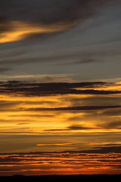 Céu vermelho pôr do sol laranja no Brasil — Fotografia de Stock