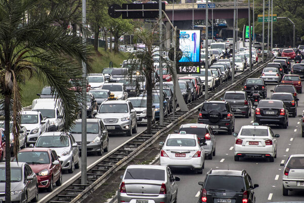 Sao Paulo, Brazil, October 23, 2017. Heavy traffic in the North South Corridor, at the Rubem Berta Avenue, south zone of Sao Paulo. This avenue connects the northern and southern areas of the city.