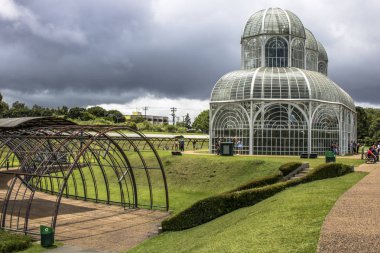 Curitiba, Pr, Brezilya, 30 Aralık 2017. Botanik Bahçesi Maria Garfunkel Richbieter, resmen cinsinden Curitiba Botanik Bahçesi turistler bir demir ve cam Konservatuarı Crystal Palace tarafından ilham ve 1991 yılında açıldı ben