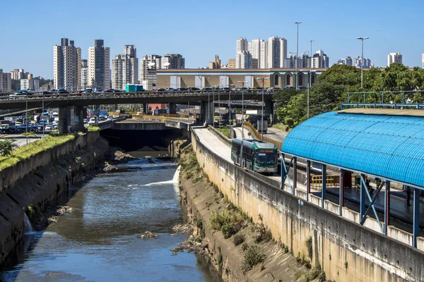 Сан Паулу Бразилія Лютого 2017 Року Tamanduatei Річки Автобус Lane — стокове фото