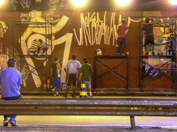 Sao Paulo Brazil Janeiro 2007 Man Makes Graffiti Wall Paulista — Stock Photo, Image