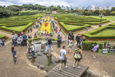 Curitiba, Pr, Brezilya, 30 Aralık 2017. Botanik Bahçesi Maria Garfunkel Richbieter, resmen cinsinden Curitiba Botanik Bahçesi turistler bir demir ve cam Konservatuarı Crystal Palace tarafından ilham ve 1991 yılında açıldı ben