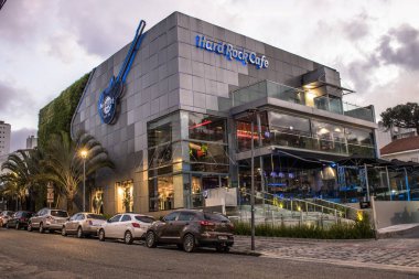 Curitiba, Pr, Brezilya, 03 Ocak 2018. Cephe Batel, Curitiba, Parana devlet merkezi bölge Mahallesi'nde Restoran Hard Rock Cafe.