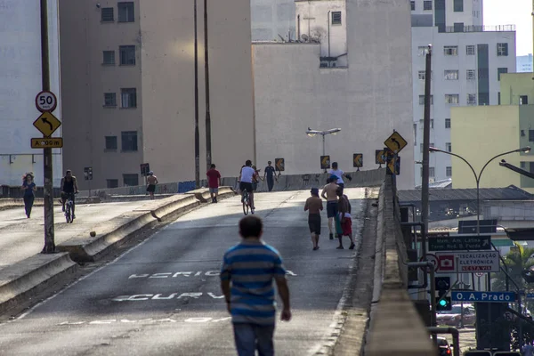 São Paulo Brasil Junho 2013 Pessoas Divertem Uma Estrada Alta — Fotografia de Stock