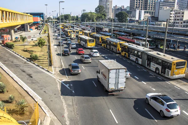 Sao Paulo Brasil Diciembre 2017 Tránsito Vehículos Avenida Del Estado —  Fotos de Stock