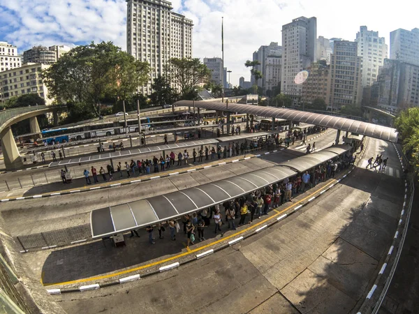 Sao Paulo Brazílie Února 2018 Pohled Lidí Čeká Městských Autobusů — Stock fotografie