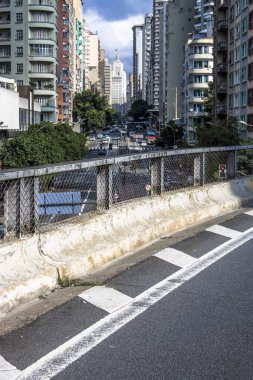 Sao Paulo, Brezilya, 25 Ocak 2018. Sao Joao Avebue ve Altino Arantes bina veya yükseltilmiş üzerinden Başkan Joao halk Minhocao, Sao Paulo merkezi olarak bilinen Goulart, üzerinden Farol Santander