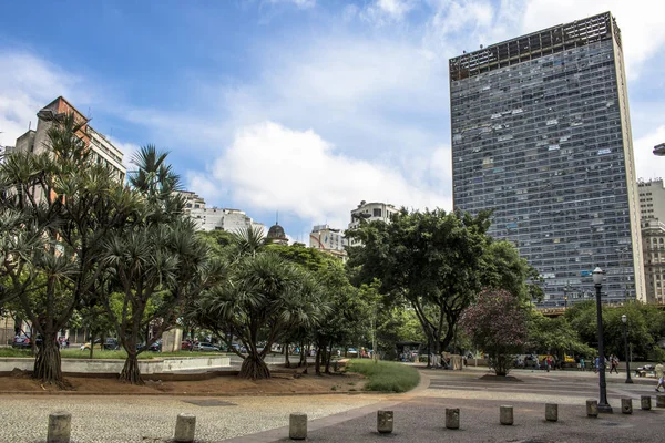 Sao Paulo, Sp, Brezilya, 10 Şubat 2017. Cephe Mirante do Vale veya W. Zarzur bina Anhangabau Vadisi, şehir Sao Paulo gördün. Bugün 51 kat ile şehrin en yüksek binası 's.