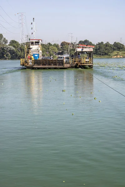 São Paulo Brasil Fevereiro 2017 Ferryboat Cruzando Barragem Billings Parelheiros — Fotografia de Stock