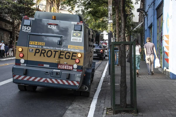 Сан Паулу Бразилія Жовтня 2019 Protege Armored Truck Parking Augusta — стокове фото