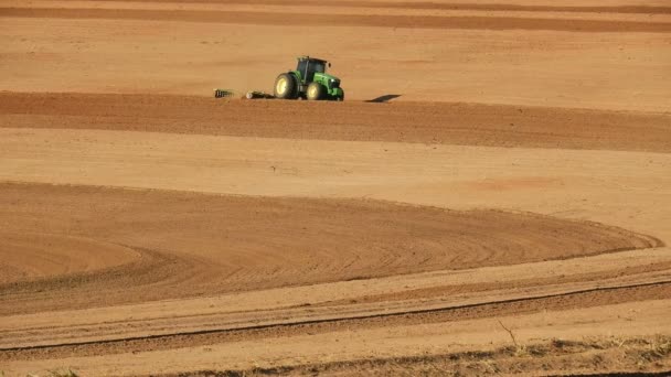 Marilia Sao Paulo Brazílie Října 2019 Farmář Orá Svým Traktorem — Stock video