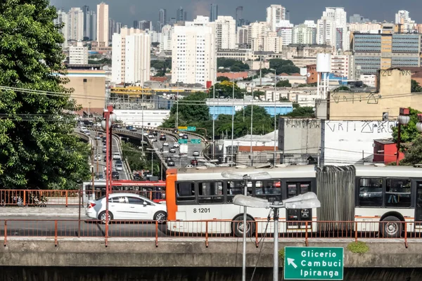 Sao Paulo Brazylia Stycznia 2019 Autobus Zatrzymał Się Moście Ruchu — Zdjęcie stockowe