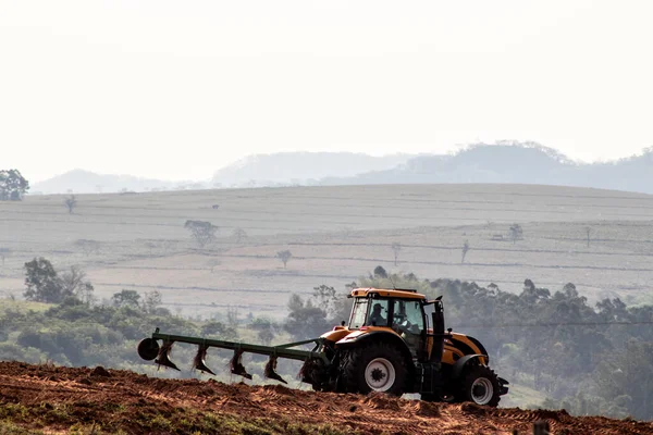 Alvinlandia São Paulo Brasil Maio 2019 Agricultor Arados Com Seu — Fotografia de Stock
