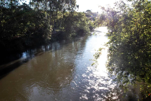 Aguas de Santa Barbara 'daki Pardo Nehri, Sao Paulo Eyaleti, Brezilya