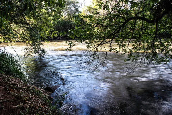 Aguas Santa Barbara Daki Pardo Nehri Sao Paulo Eyaleti Brezilya — Stok fotoğraf