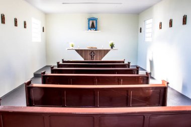 Garca, Sao Paulo, Brezilya, 17 Kasım 2019. Sao Paulo 'nun orta batı bölgesindeki Garca kırsalında bulunan Aparecida Hanımefendisine ithaf edilen şapelin içi.