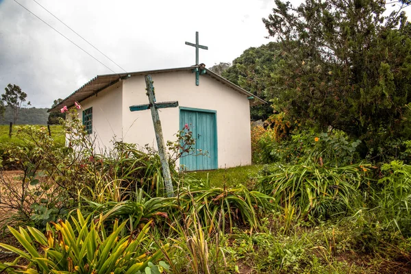 Pequena Capela Velha Com Cruz Madeira Coutryside Brasil — Fotografia de Stock