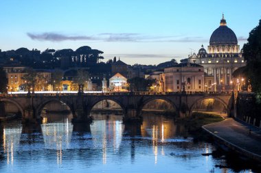 ünlü st. peter Bazilikası ve sant'angelo Köprüsü,