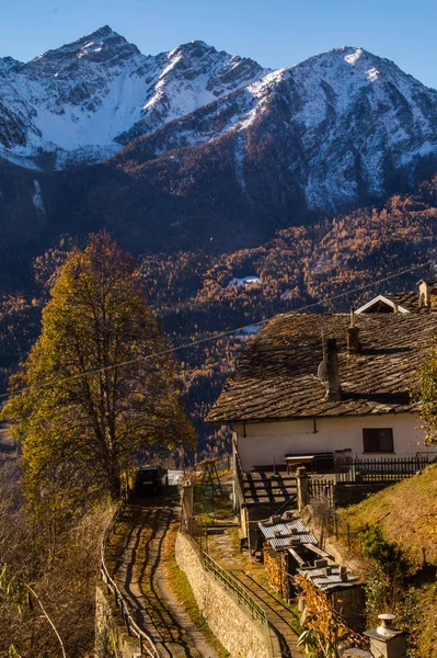 La salle,val aoste,italy — Stock Photo, Image