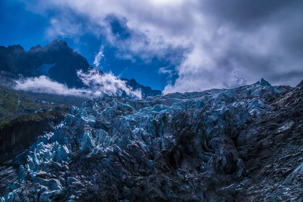 Льодовик Артюре, Чамонікс, гострий соус, Франція — стокове фото