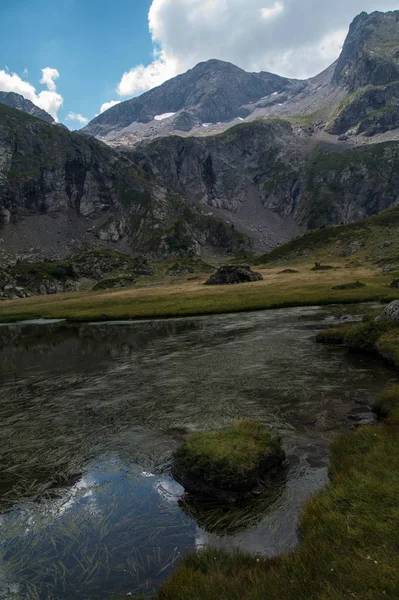 Lac du taillefer, isere, france — Stockfoto