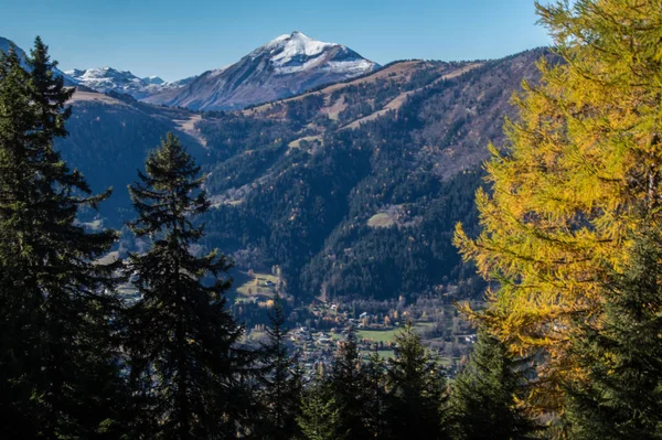 Otoño en los Alpes franceses —  Fotos de Stock