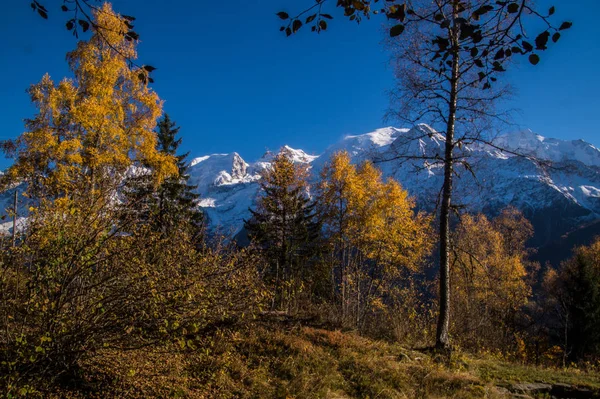 Otoño en los Alpes franceses —  Fotos de Stock