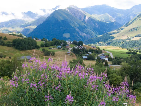 Saint-Jean-dArves, Savoie, Rhne-Alpes, Francia — Foto de Stock