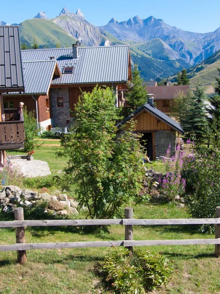 Saint-Jean-dArves, Savoie, Rhne-Alpes, Frankreich — Stockfoto