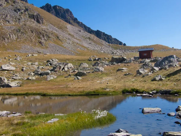 Jezero combe, Savojsko, Francie — Stock fotografie