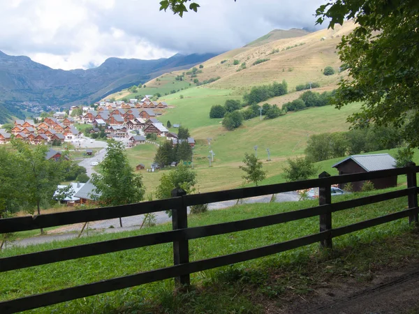 Heilige Jean d 'Arves, haute savoie, frankrijk — Stockfoto