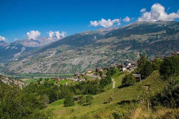Paisaje de los Alpes suizos — Foto de Stock