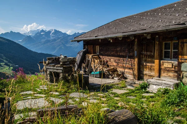 瑞士阿尔卑斯山的风景 — 图库照片